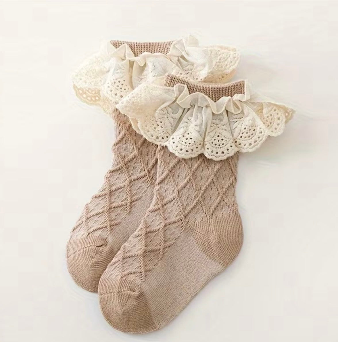 Lightweight summer frill socks